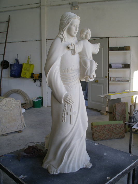 Escultura de Maria